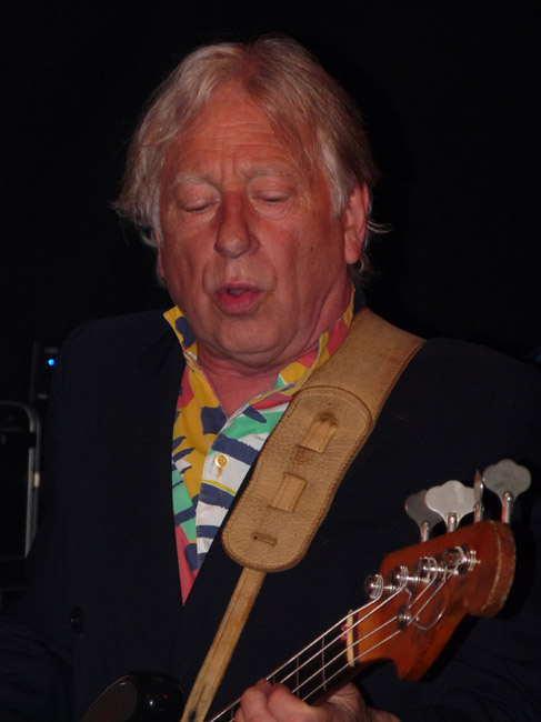 man09 09